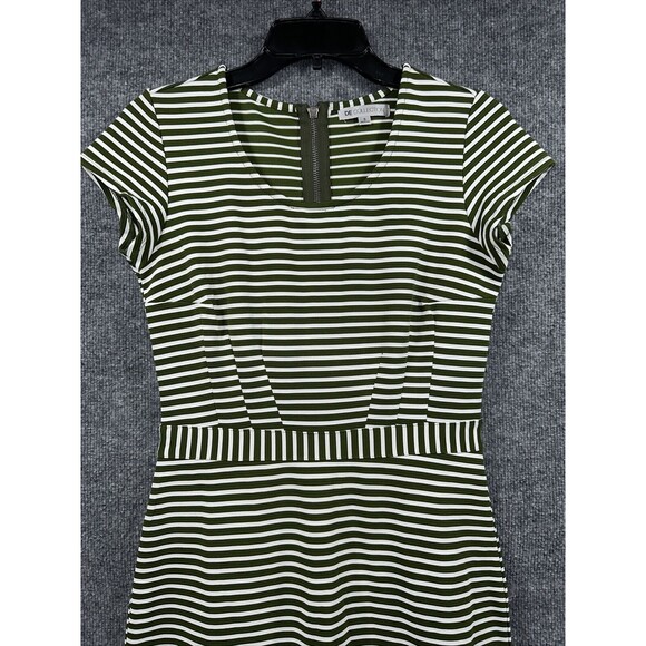 DE Collection Dress Women's Size S Green White Scoop Neck Midi Casual Striped - Picture 2 of 10